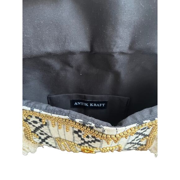 ANTIK KRAFT | Boho Chic Beaded Fringe Black & White w/Chain Strap Purse | EUC - Picture 8 of 9